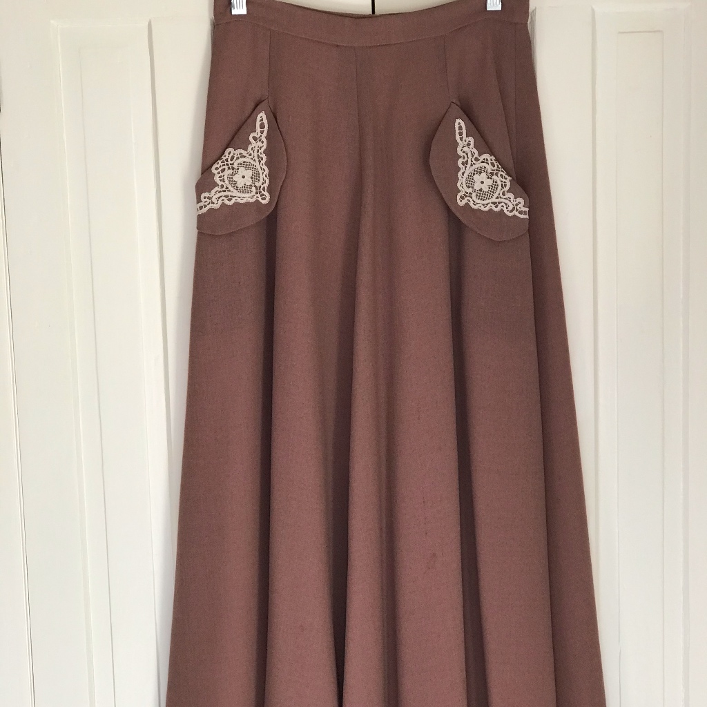 Host Pick! *** Margit Brandt Danish Skirt